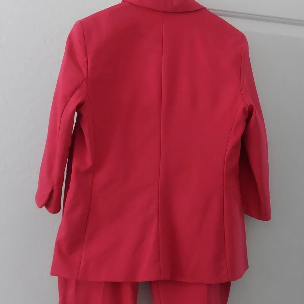 INVESTMENTS Fuschia Pink Pant Suit Size 6 Jacket, Size 8 Pants -Used - Picture 5 of 8